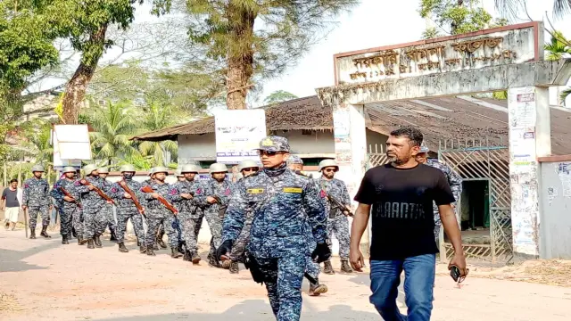 বামনায় নির্বাচনকে সামনে রেখে  নৌবাহিনীর টহল জোরদার