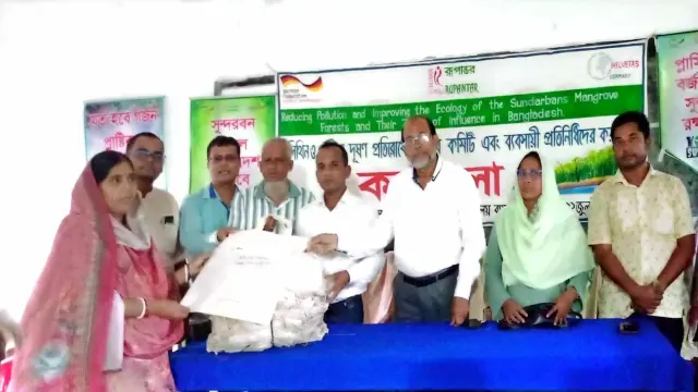 বামনায় পলিথিন ও প্লাস্টিক দূষণ প্রতিরোধে বাজার কমিটি এবং ব্যবসায়ি প্রতিনিধিদের করণীয় শীর্ষক কর্মশালা অনুষ্ঠিত