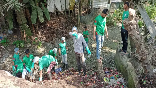 বিডি ক্লিন   বামনা টিমের     উদ্যোগে  বড় ব্রিজ ও তার আশপাশ এলাকা পরিচ্ছন্ন অভিযান