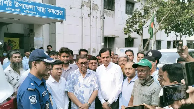 বিনা চিকিৎসায় কাউকে    মরতে দেবোনা    -স্বাস্থ্যমন্ত্রী