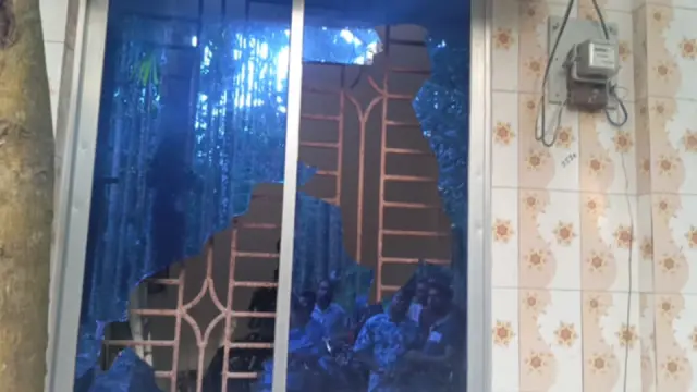 বোরহানউদ্দিনে সাবেক ইউপি সদস্য ও বিএনপি নেতার বাড়িতে হামলা-ভাঙচুর