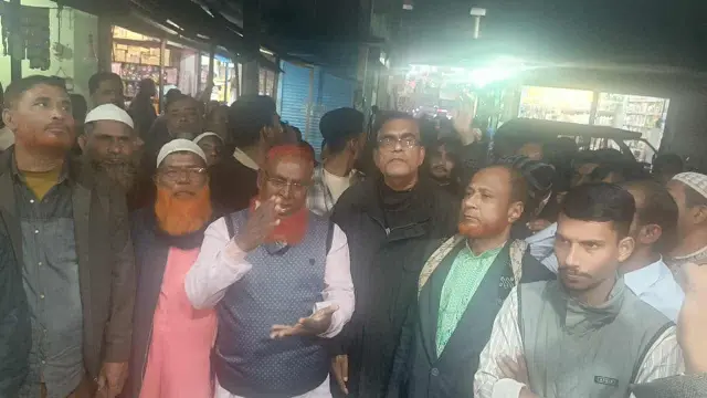 বোরহানউদ্দিনে শ্রমিক দলের সভাপতি সাফিজল মাতাব্বরের নেতৃত্বে ধানের শীষ প্রতীকের সমর্থনে মিছিল