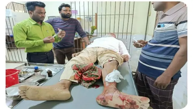 বরগুনার তালতলীতে ভোট দিয়ে ফেরার পথে ইউপি সদস্যকে কুপিয়ে জখম