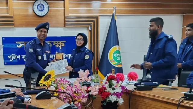 বরিশাল জেলার শ্রেষ্ঠ ওসি নির্বাচিত বাকেরগঞ্জ থানার কে এম সোহেল রানা