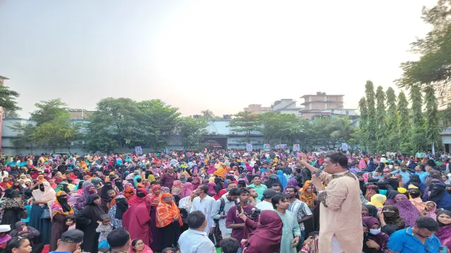 বরিশাল নগরীতে অনুষ্ঠিত ইতিহাসের বৃহত্তম নারী সমাবেশে রহমাতুল্লাহ 'খালেদা জিয়ার আপোষহীনতার কারণেই দেশে বারবার গণতন্ত্র প্রতিষ্ঠা লাভ করেছিল'