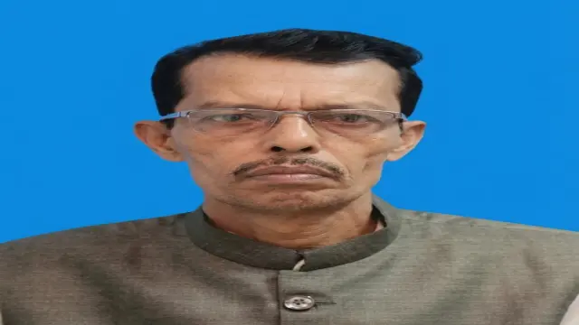 ছেলেকে বিমানে উঠিয়ে দিয়ে স্টোক করে বাবার মৃত্যু