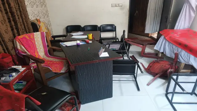 ছিনতাইয়ের অভিযোগ করায়  সাংবাদিকের ব্যবসা প্রতিষ্ঠানে   হামলা