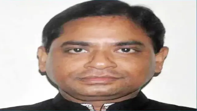দানব হারিছকে রাজনীতিতে প্রতিষ্ঠিত করতে মরিয়া তার ক্যাডার বাহিনী