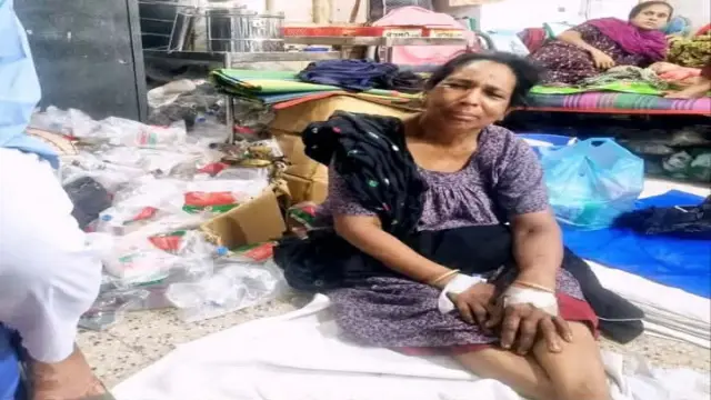 ঢাকা মেডিকেলে অজ্ঞাত পরিচয় রোগী, বাড়ি গলাচিপা বলে জানিয়েছেন—স্বজনদের খোঁজ চলছে