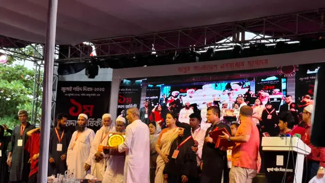 একজন বাবা হিসেবে আমি শুধু বিচার চাই না, চাই রাষ্ট্রীয় স্বীকৃতি ~ শহীদ আবু সাঈদের বাবা