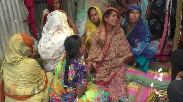 গাজীপুরে একই পরিবারের পাঁচজনকে গলা কেটে হত্যা   গোপালগঞ্জের গ্রামের বাড়িতে চলছে শোকের মাতম