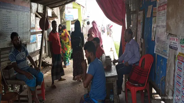 গলাচিপায় খেয়া মাঝি দিয়ে খাস আদায়, অনিয়ম ও দুর্নীতির অভিযোগ