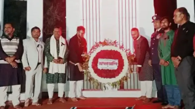 গলাচিপায় মহান শহিদ দিবস ও আন্তর্জাতিক মাতৃভাষা দিবসে পুষ্পস্তবক অর্পণ