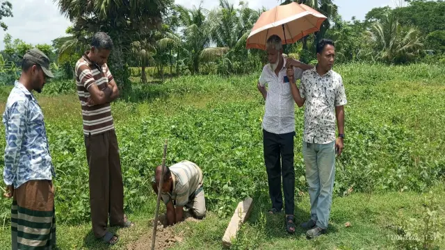 গলাচিপায় পৈত্রিক সম্পত্তি ফিরে পেয়ে আনন্দিত পরিবার