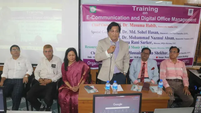 গোবিপ্রবি’তে কর্মকর্তাদের ডিজিটাল অফিস ম্যানেজমেন্ট বিষয়ে প্রশিক্ষণ শুরু