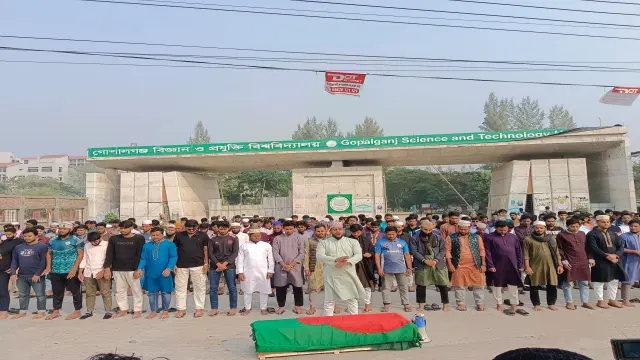গোবিপ্রবিতে শরীফ ওসমান হাদির গায়েবানা জানাজা সম্পন্ন