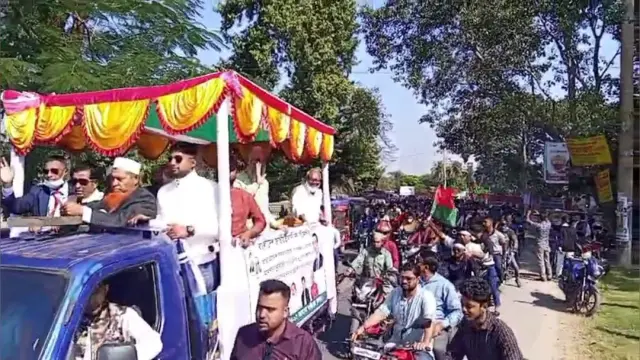 গোপালগঞ্জ-০২ আসনে মনোনয়ন পুনর্বিবেচনার দাবিতে বঞ্চিত প্রার্থীদের শোডাউন