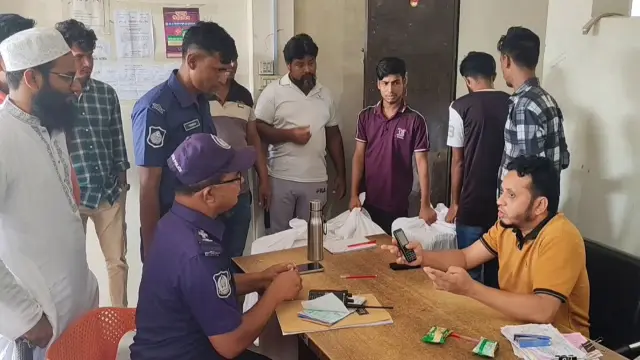 গোপালগঞ্জে ৭১ হাজার পিস নকল সিগারেট জব্দ করেছে পুলিশ