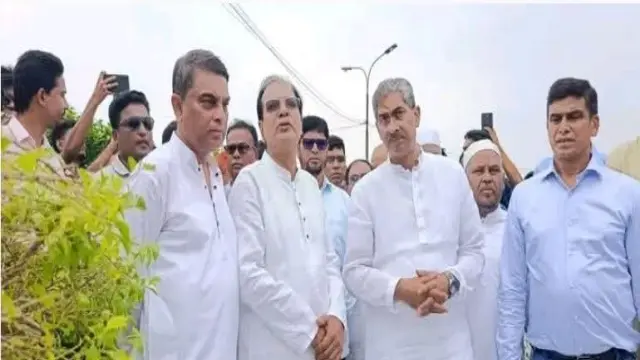 গরীবের মুখে হাসি ফোটাতে তিস্তা ব্যারাজ পরিদর্শনে তিন মন্ত্রী