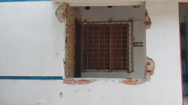 কেশবপুরে কবি ও নাট্যকারের বাড়িতে দুর্ধর্ষ চুরি