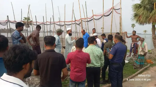 কেশবপুরে প্রশাসনের উদ্যোগে  অবৈধ বাঁধ উচ্ছেদ অভিযান