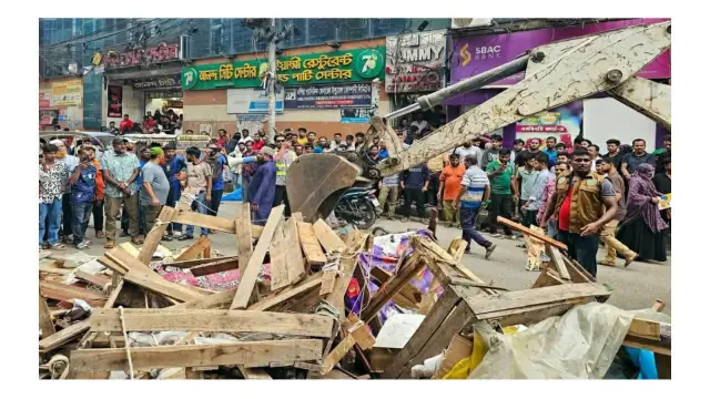 কুমিল্লা সিটিতে কুসিক'র অভিযানে ৮ প্রতিষ্ঠানের লাইসেন্স স্থগিত