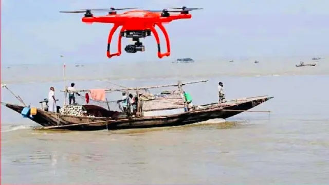মা ইলিশ রক্ষায় নদীতে ড্রোন ব্যবহার করবে প্রশাসন।