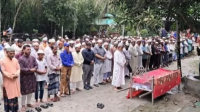 মাইলস্টোন দুর্ঘটনায় নিহত আয়া মাসুমাকে ভোলায় তার নিজ বাড়িতে দাফন,চলছে শোকের মাতম