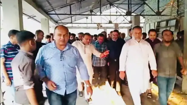 মেহেন্দিগঞ্জ পরিকল্পিত নগর গড়তে পৌরসভার উন্নয়ন কাজ পরিদর্শক করেন প্রতিমন্ত্রী রাজিব আহসান এমপি।