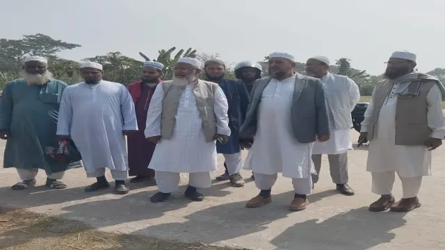 মেহেন্দিগঞ্জে জামায়াত আমিরের সমাবেশস্থলের মাঠ পরিদর্শনে নেতৃবৃন্দ