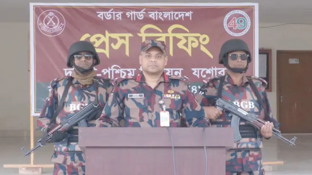 নির্বাচনের সুষ্ঠু ও শান্তিপূর্ণ পরিবেশ নিশ্চিত করতে মাঠে নামানো হয়েছে ১৮৩ প্লাটুন বিজিবি-যশোর ব্যাটালিয়নের অধিনায়ক লেঃ কর্নেল সাইফুল্লাহ্ সিদ্দিকী