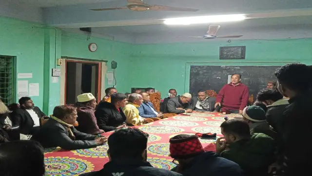 নলছিটিতে উপজেলা ও পৌর বিএনপি সহ সকল অঙ্গসংগঠনের জরুরী সভা অনুষ্ঠিত