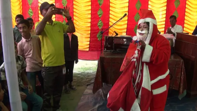 প্রাক বড়দিন উপলক্ষে গোপালগঞ্জে বার্ষিক উপহার বিতরণ অনুষ্ঠিত