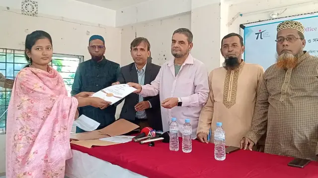 প্রোগ্রেস থ্রু ইনোভেশন সোসাইটির উদ্যোগে  ভোলার চরফ্যাশনে অফিস দক্ষতা উন্নয়ন প্রশিক্ষণ কোর্সের সনদ বিতরণ