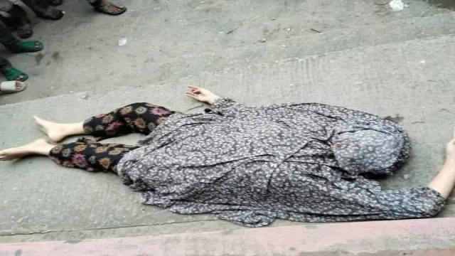রংপুরে হোটেল ছাদ থেকে লাফিয়ে তরুণীর মৃত্যু