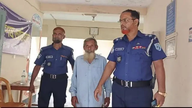 রংপুরের পীরগঞ্জে প্রতিবন্ধী শিশুকে ধর্ষণচেষ্টার অভিযোগে ৭০ বছরের বৃদ্ধ গ্রেপ্তার
