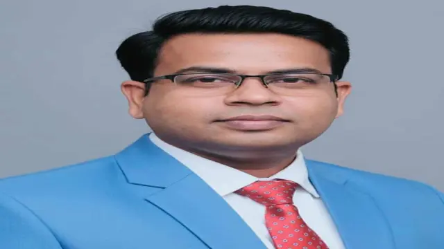 সমবায়ের অগ্রযাত্রায় নিবেদিত   প্রাণ গৌরনদীর  ফারুক  হোসেন