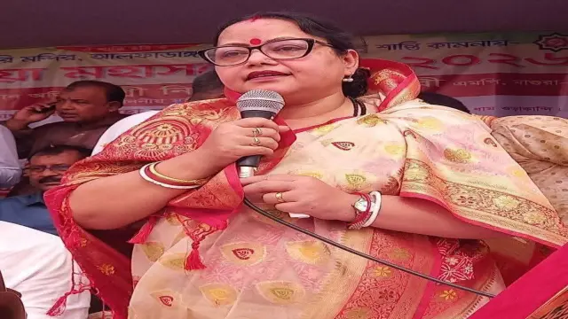 সংরক্ষিত নারী আসন    সূবর্না সিকদারের বার্ষিক আয় ৮ লাখ ২১ হাজার ৬০ টাকা