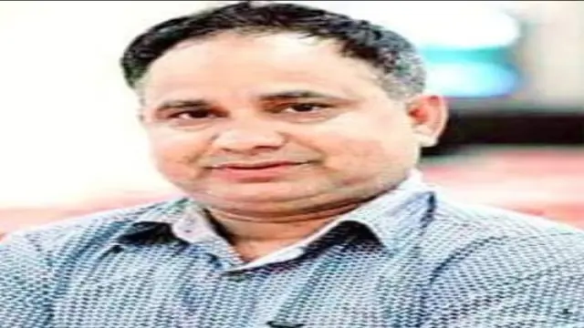 ‘তোরা ভোগের পাত্র ফেলরে ছুঁড়ে ত্যাগের তরে হৃদয় বাঁধ’