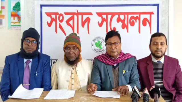 টুঙ্গিপাড়ায় আ’লীগ থেকে এক সাথে ৪ নেতার পদত্যাগের ঘোষণা
