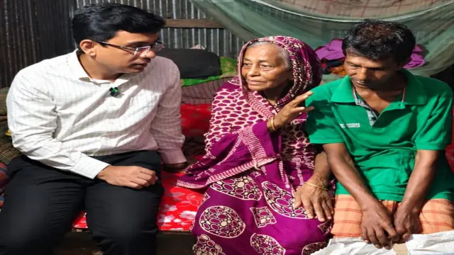 ভিক্ষায় চলে অসহায় বৃদ্ধার  সংসার, সহায়তার আশ্বাস  দিলেন ইউএনও
