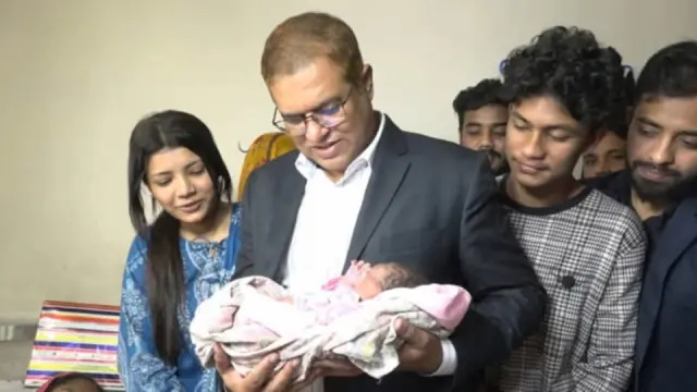 ভোলাবাসীর হৃদয়ে আইকন হয়ে উঠছেন ভোলার ডিসি আজাদ জাহান