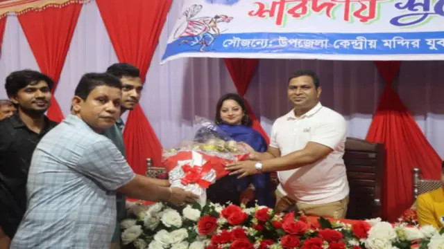 ভোলায় দূর্গাপূজায় সনাতন ধর্মাবলম্বীদের নিরাপত্তা নিশ্চিতে বিভিন্ন পূজামন্ডপ পরিদর্শন করলেন পুলিশ সুপার