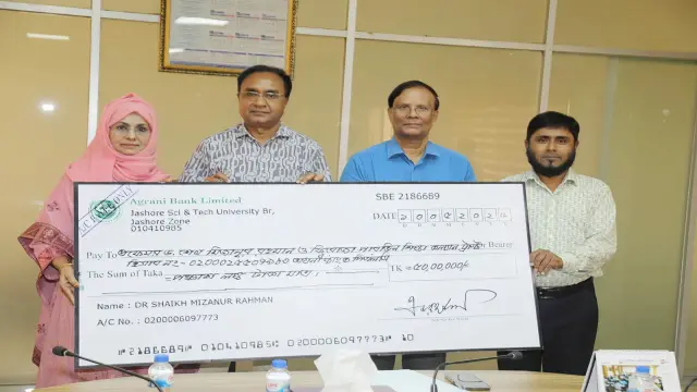যবিপ্রবির সকল বিভাগের  শিক্ষার্থীদের জন্য ৫০ লক্ষ টাকা অনুদান দিলেন অধ্যাপক ড. শেখ মিজানুর রহমান