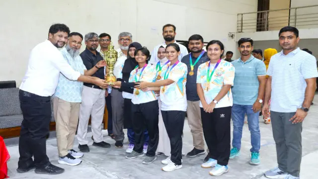 যবিপ্রবিতে আন্তঃবিভাগ ব্যাডমিন্টন ও টেবিল টেনিস প্রতিযোগিতার পুরস্কার বিতরণী অনুষ্ঠিত