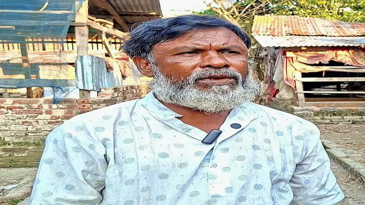৬৩ বছরেও মেলেনি বাবার পরিচয়, পৈতৃক শিকড়ের সন্ধানে বাবুল খানের দীর্ঘ লড়াই