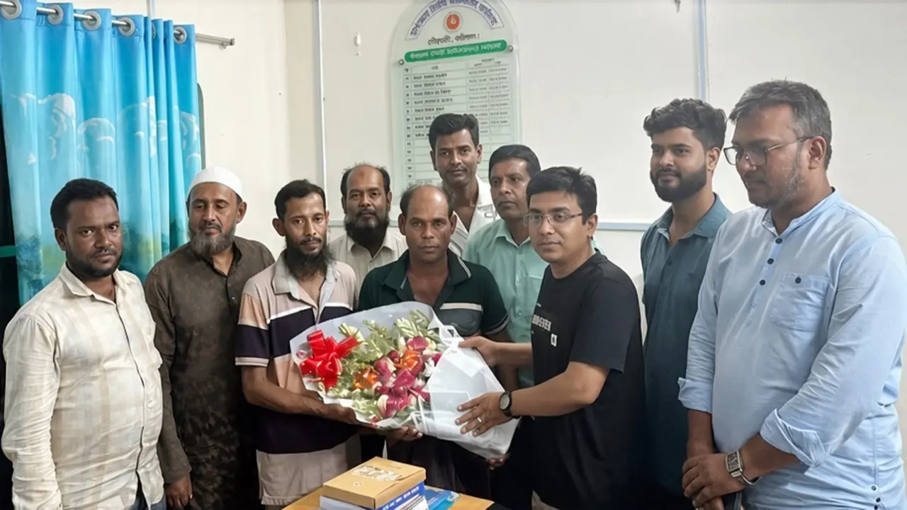আশার আলো দেখাচ্ছে  ইউএনও’র মাদক বিরোধী  কর্মসূচী
