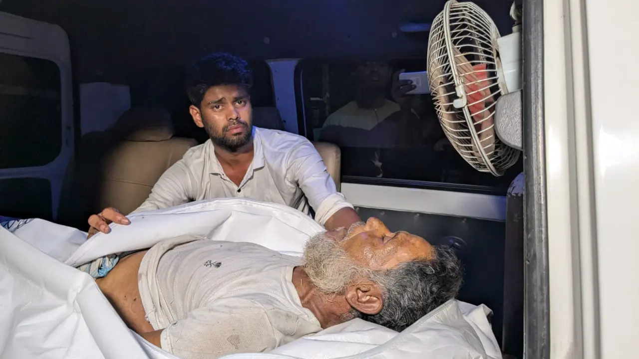 বাকেরগঞ্জে বিরোধীয় জমিতে বালু ভরাটকে কেন্দ্র করে প্রতিপক্ষের হামলায় বৃদ্ধ নিহত
