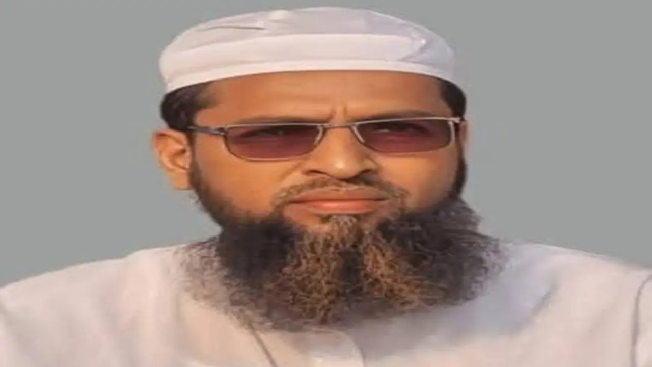 বরগুনা-১ আসনে হাড্ডাহাড্ডি লড়াই শেষে ৪ হাজার ১৪৬ ভোটে জয়ী হাতপাখা