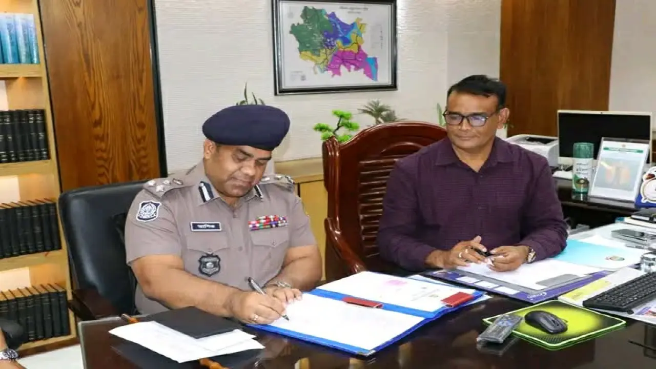 বরিশাল মেট্রোপলিটন পুলিশের দায়িত্বভার গ্রহণ করলেন মো. আশিক সাঈদ।